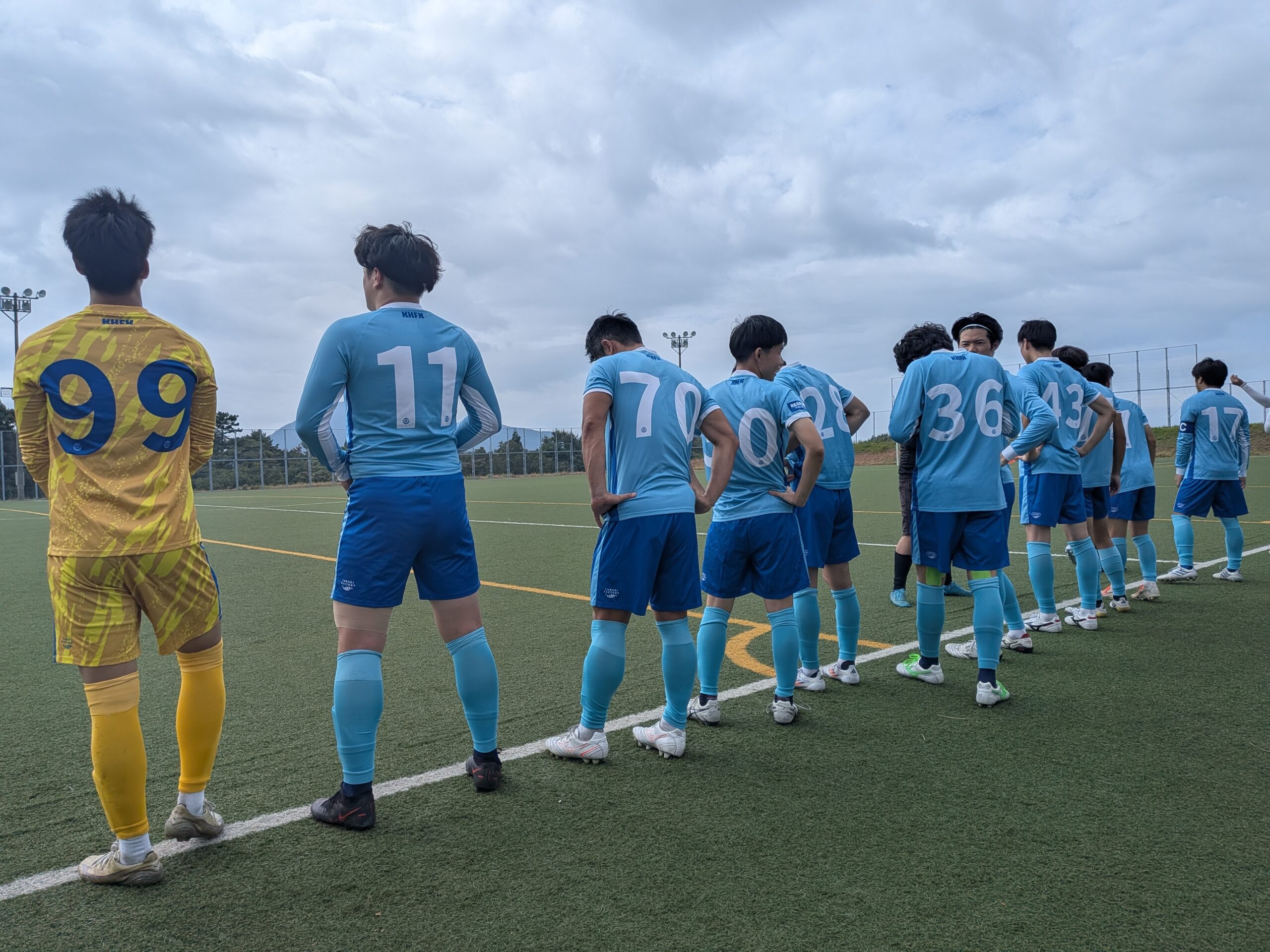 ツヴァイエンス対ＫＦＣ